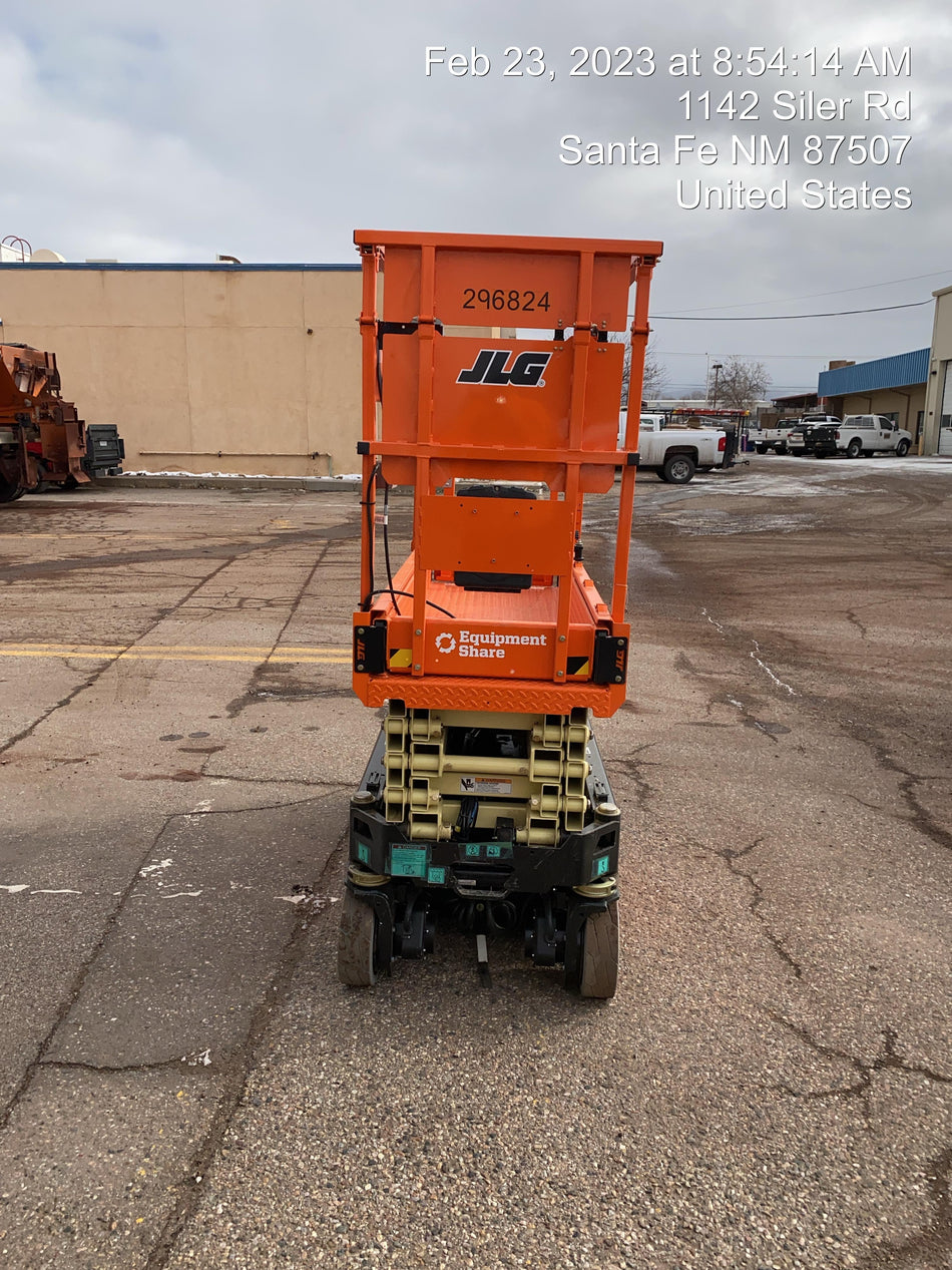 2023 JLG ES1932