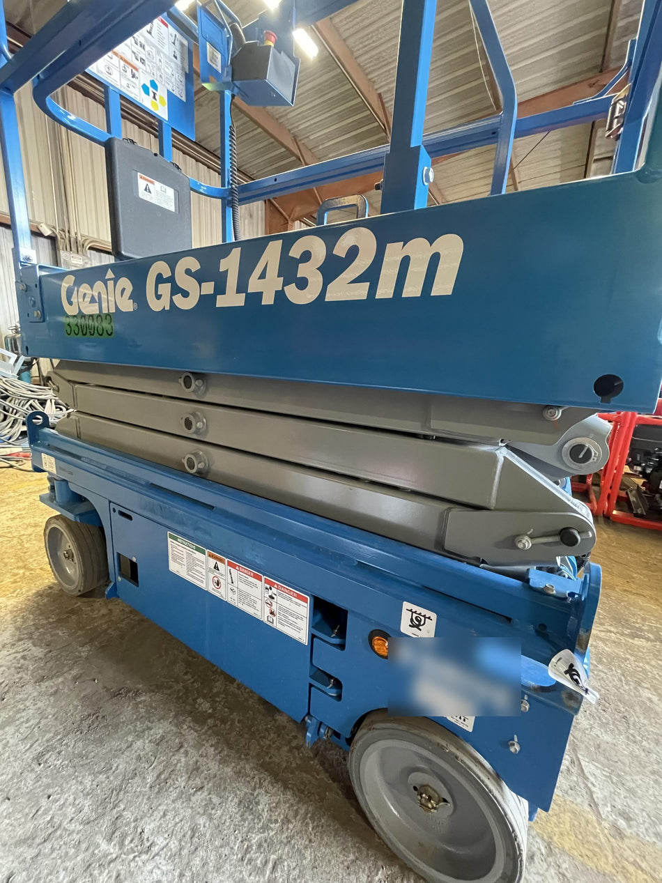 2023 GENIE GS-1432