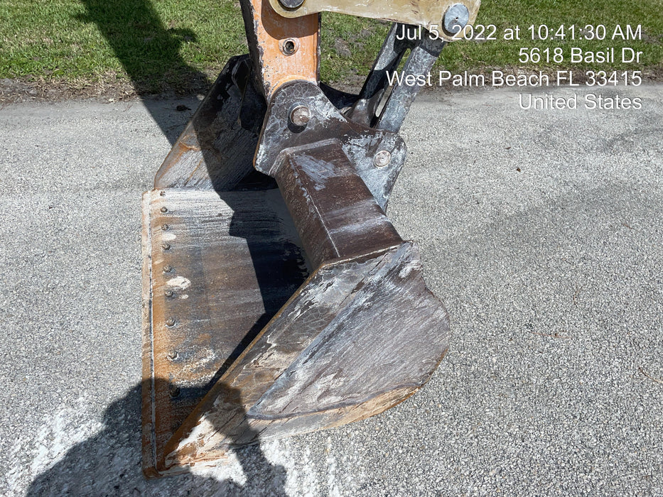 2016 CASE 60" Ditching Bucket - Case