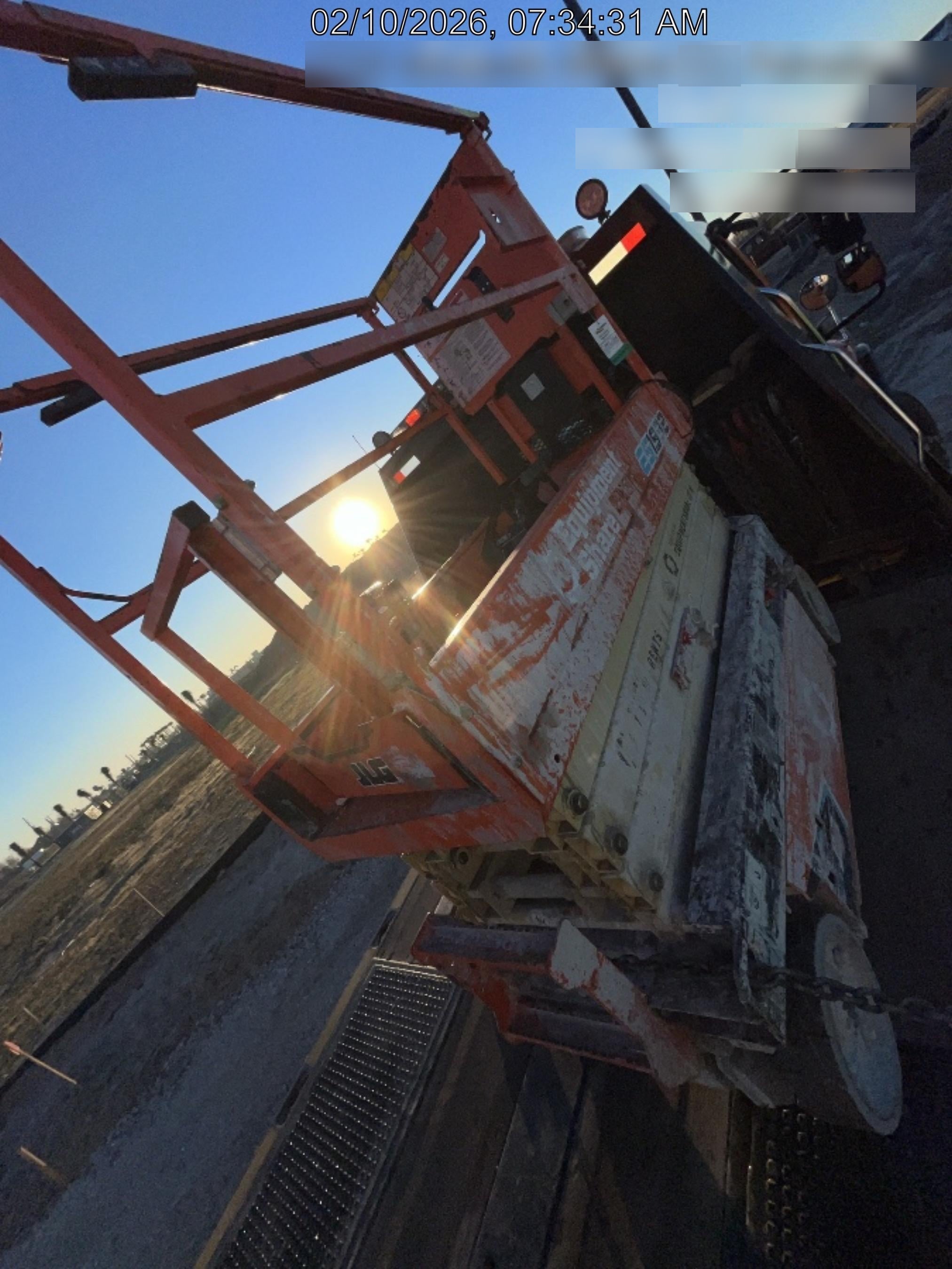 2023 JLG ES1932