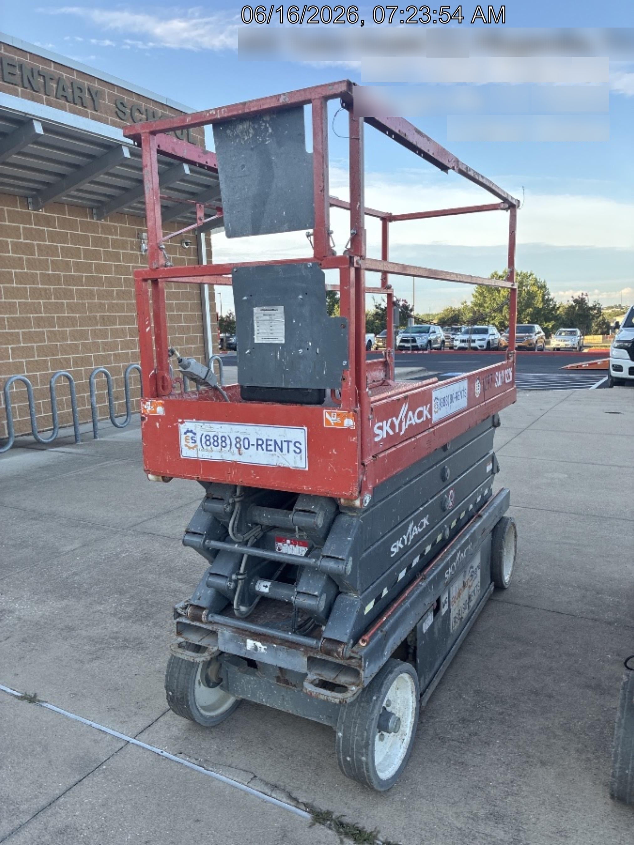 2016 Skyjack SJIII-3226 26' Scissor Lift