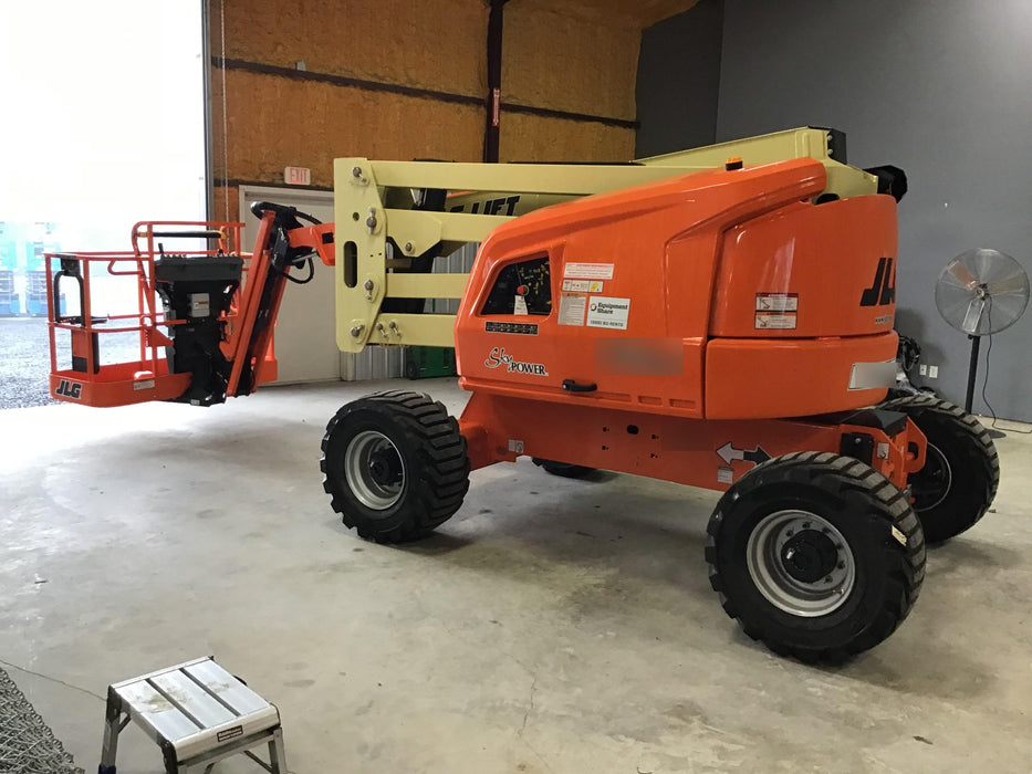 2019 JLG 450AJ