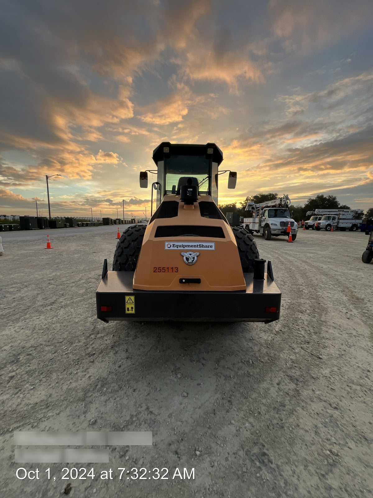 2022 CASE SV211ESM