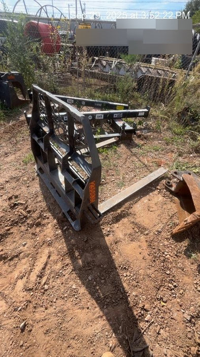 2022 PALADIN 48" Pallet Forks - Paladin