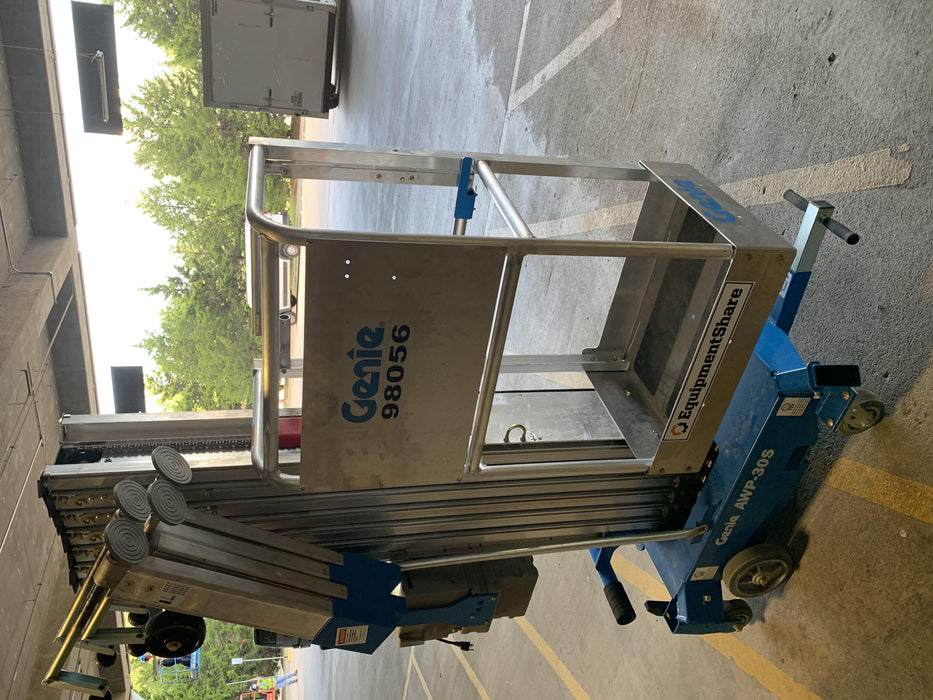 2020 GENIE AWP-30S