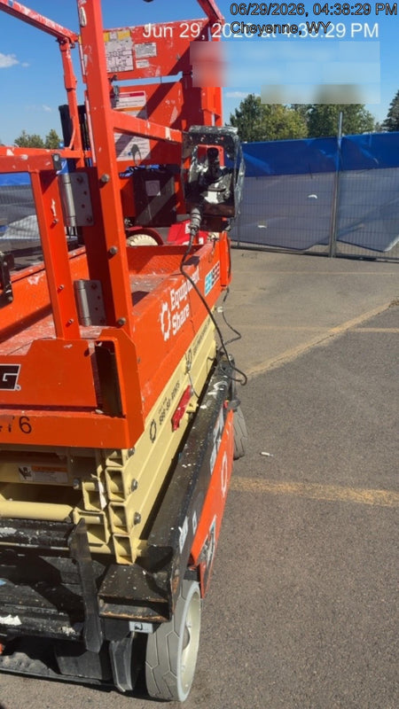 2024 JLG ES1932