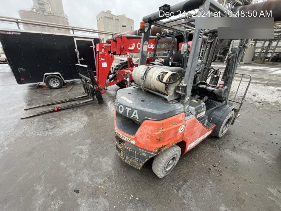 2022 TOYOTA 50-8FGU25