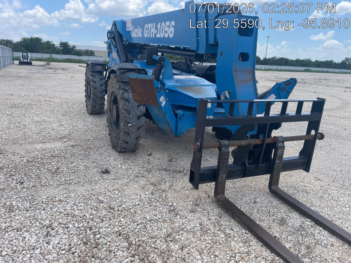 2017 GENIE GTH-1056