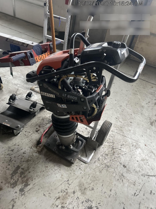 2025 HUSQVARNA LT6005