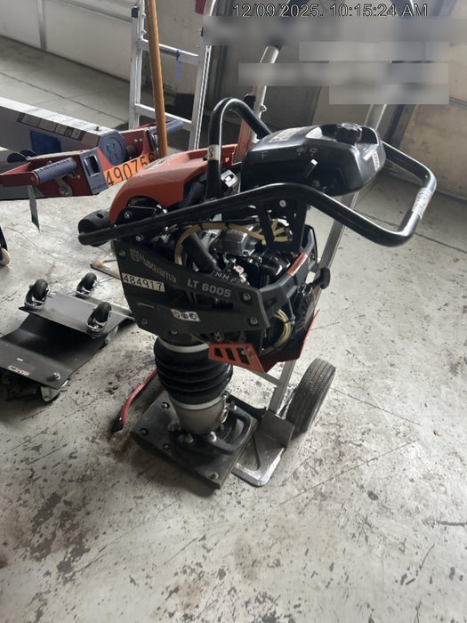 2025 HUSQVARNA LT6005