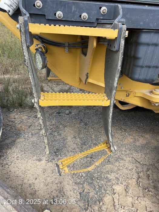 2019 JOHN DEERE 672G