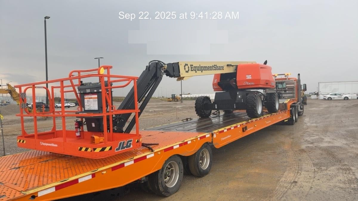 2025 JLG 660SJ