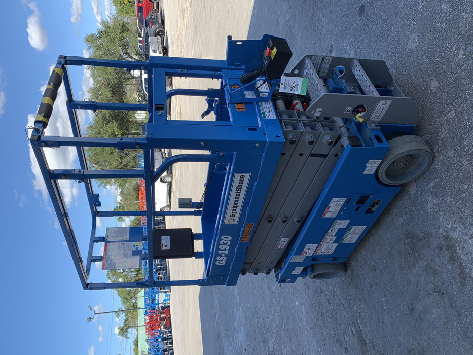 2020 Genie GS-1930 Solid Non Marking Tires, Beacon, Folding rails with half height swing gate