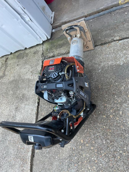 2024 HUSQVARNA LT5005