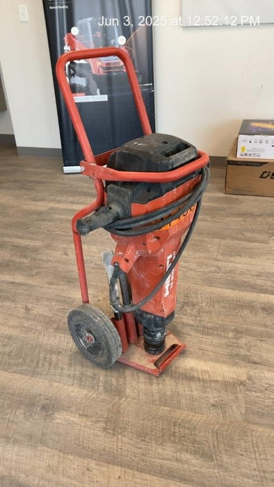 2023 HILTI TE 3000-AVR