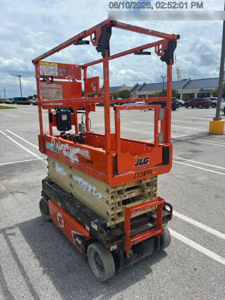 2022 JLG ES1932