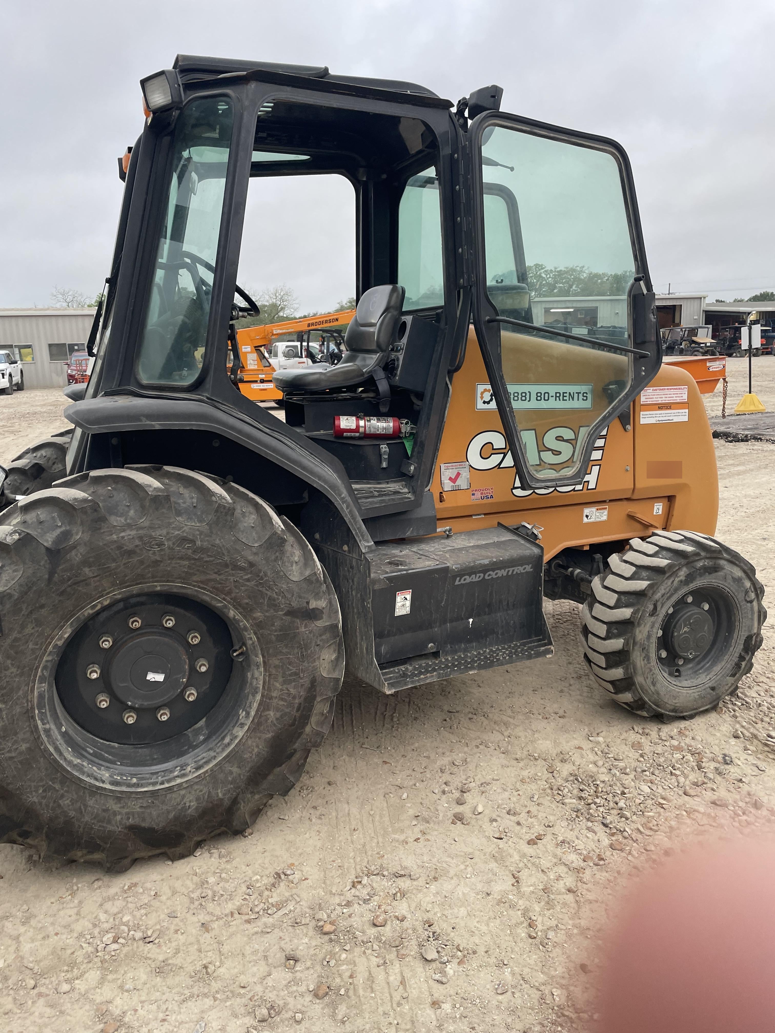 2020 CASE 586H