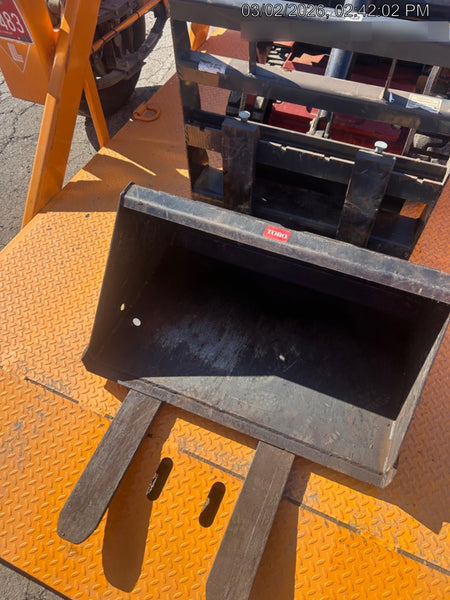2025 ARROW MATERIAL HANDLING 24" Pallet Fork Frame