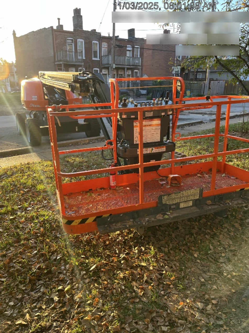 2025 JLG 660SJ