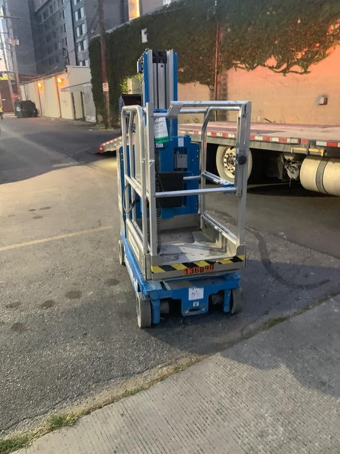 2021 GENIE GR-20