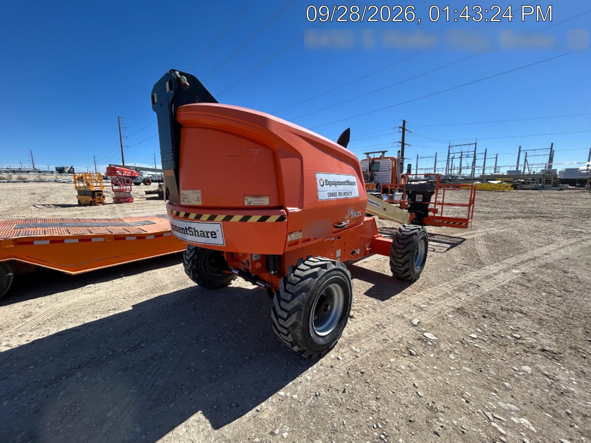 2021 JLG 400S