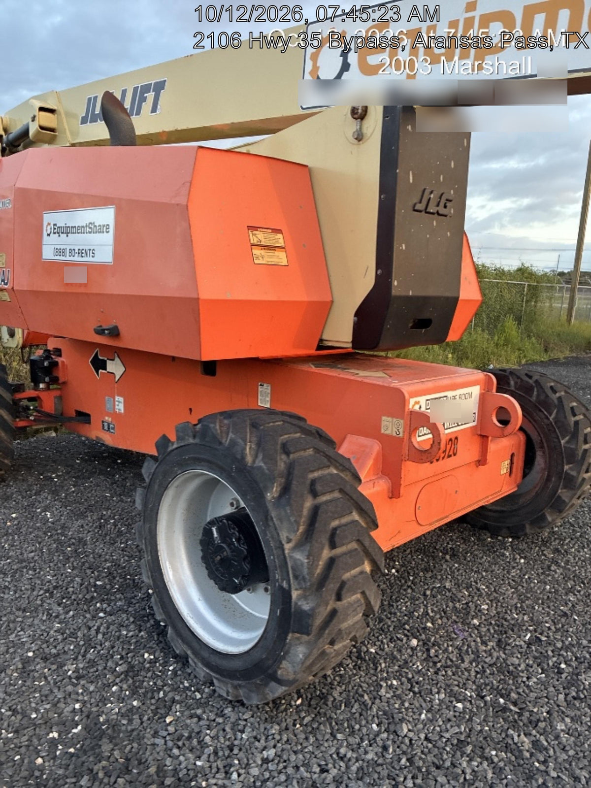 2020 JLG 800AJ
