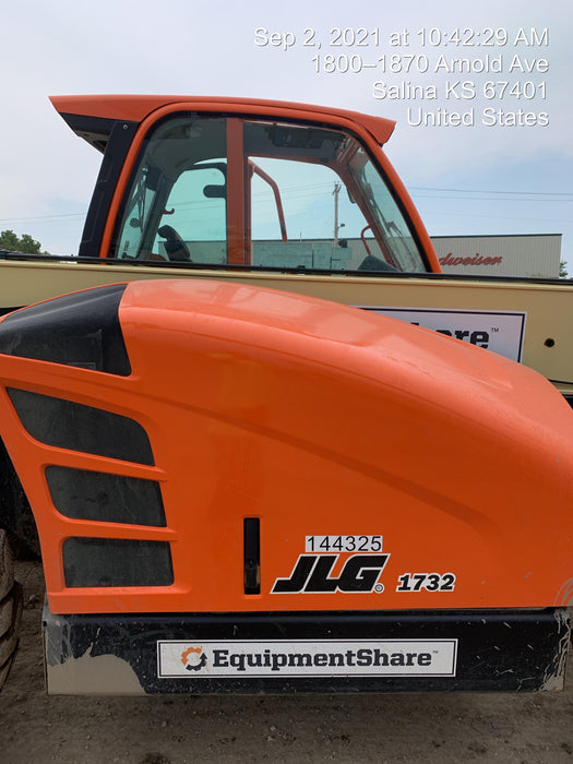 2021 JLG 1732