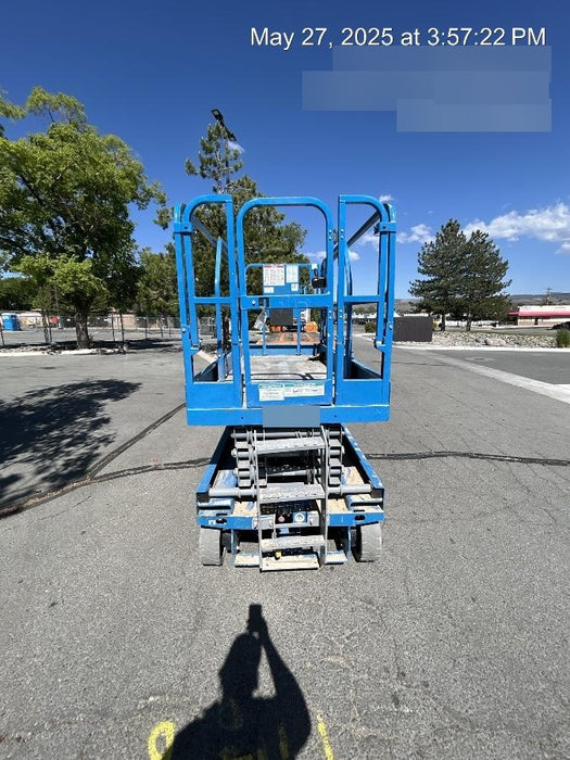 2019 Genie GS-2646 folding rails with full height swing gate