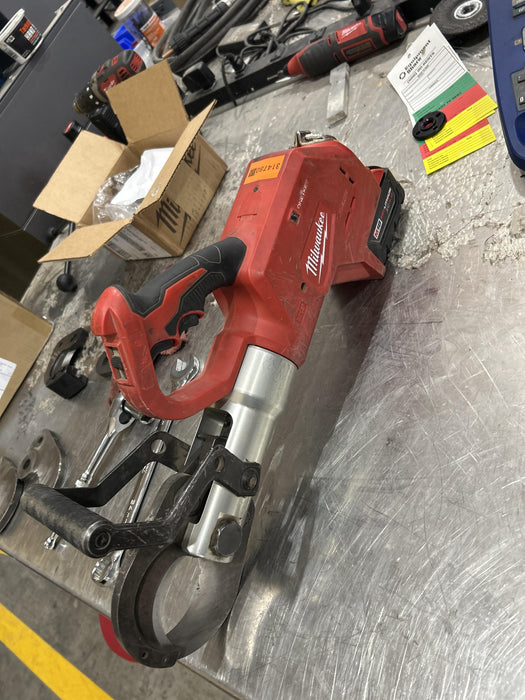 2023 MILWAUKEE 2776-21