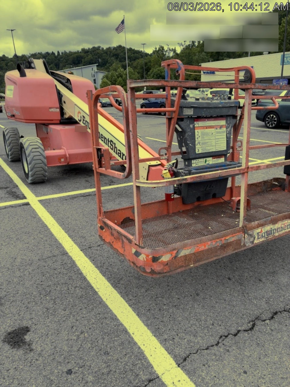 2021 JLG 400S