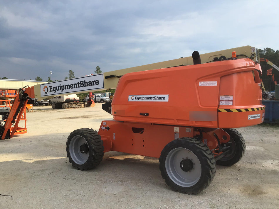 2020 JLG 660SJ