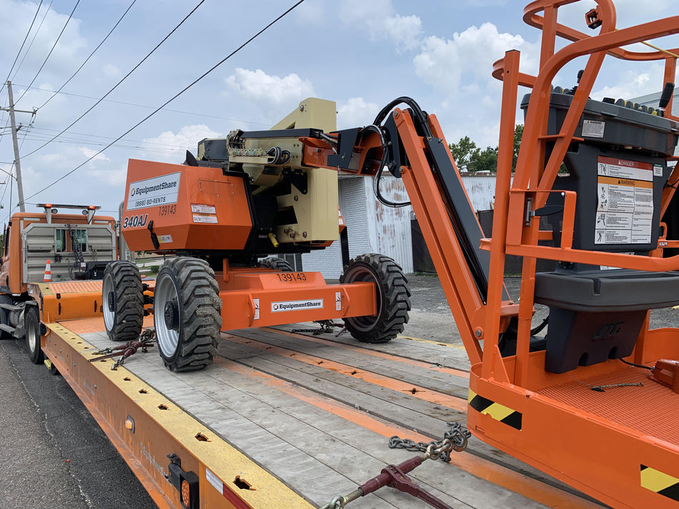 2021 JLG 340AJ