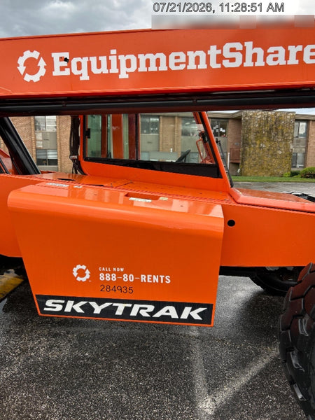 2022 SKYTRAK 8042