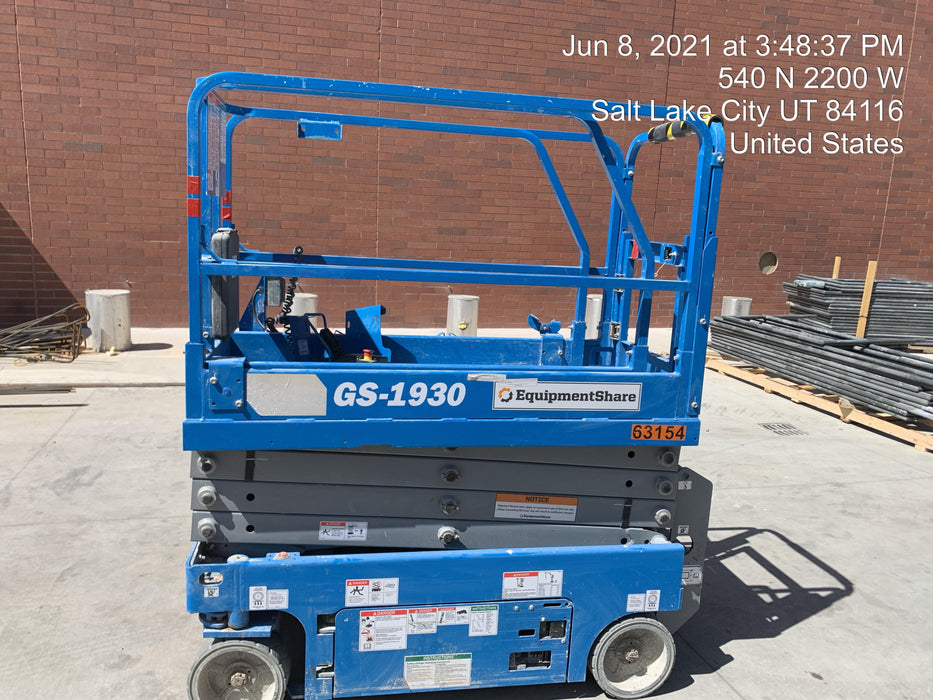 2020 Genie GS-1930 Solid Non Marking Tires, Beacon, Folding rails with half height swing gate