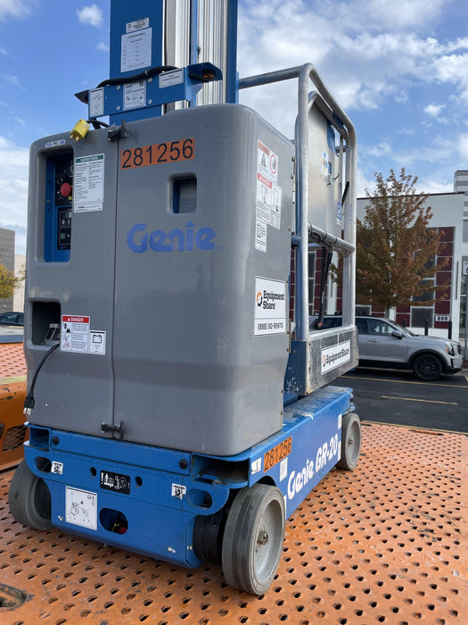 2022 GENIE GR-20