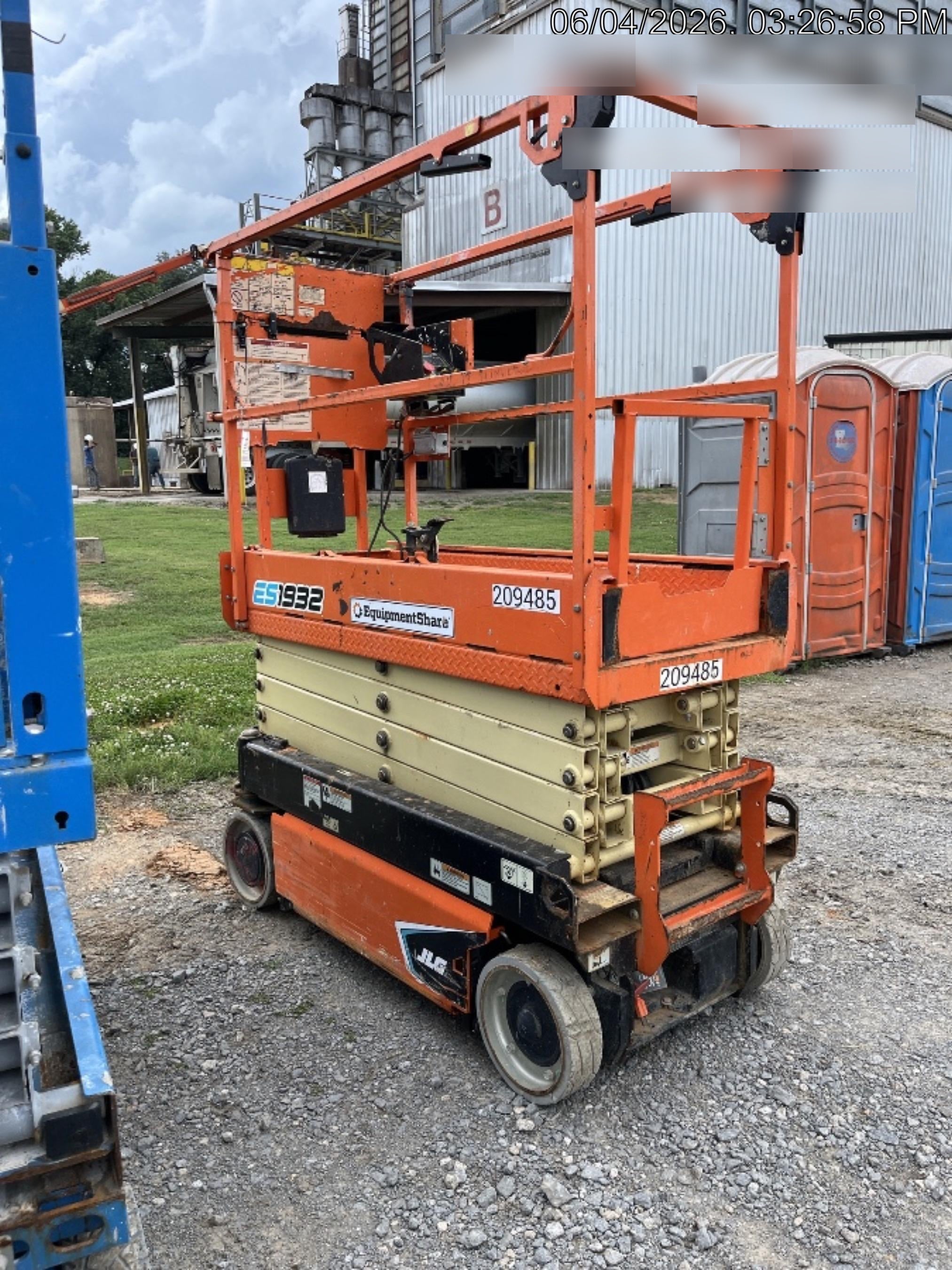 2022 JLG ES1932