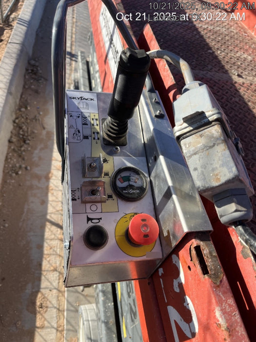 2017 SKYJACK SJIII-3226