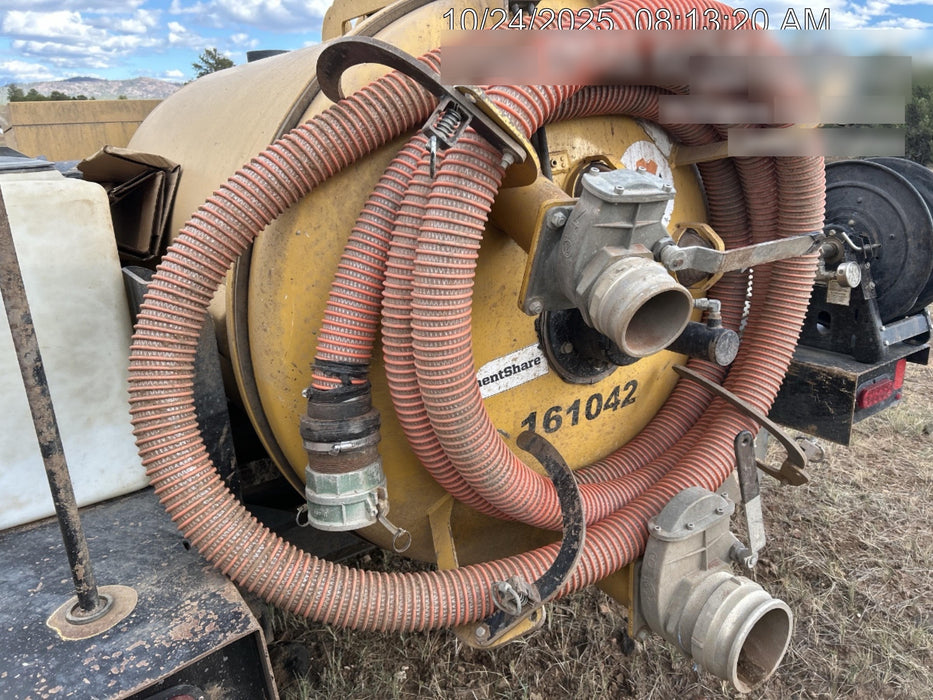 2021 Vac-Tron LP573XDT T4 Koehler Diesel Engine, 500 Gallon Debris Tank, x2 100 Gallon Water Tanks