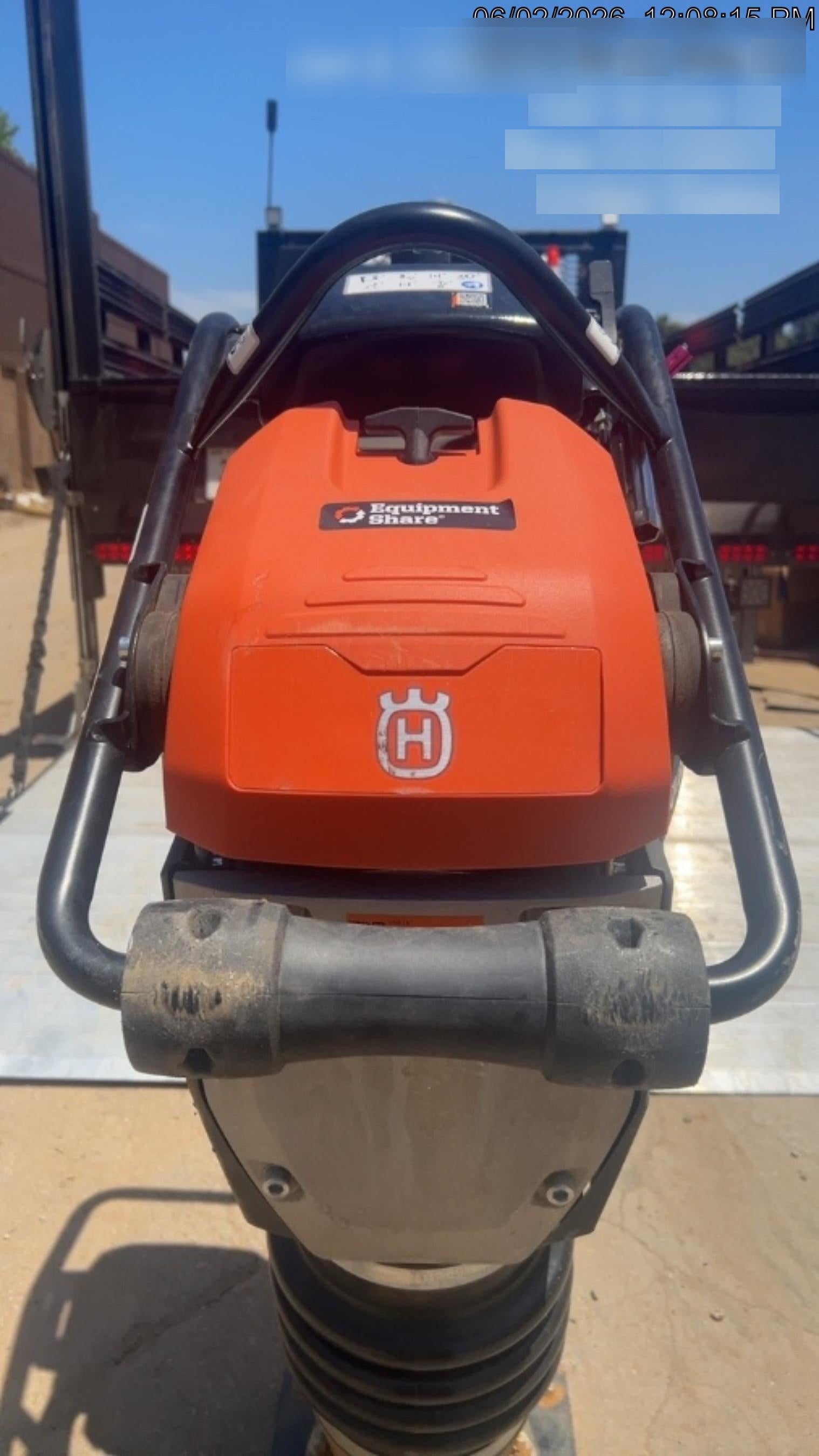 2025 HUSQVARNA LT6005