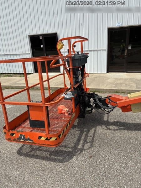 2021 JLG 400S