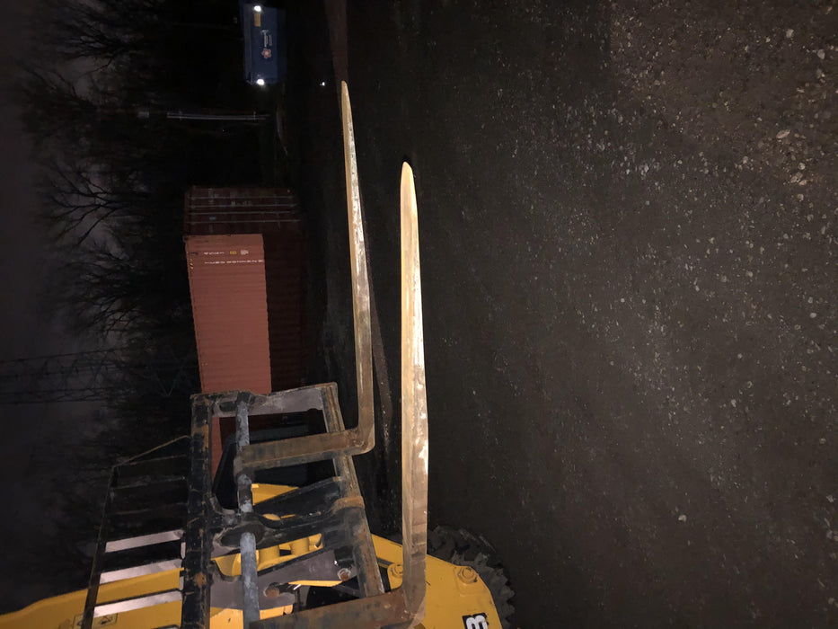 2020 JCB 510-56 Cab/Heat/Air, 74 HP, Solid Tires, STD Worklight, Beacon, Aux Hydraulics, Lifting Eye, Back up Alarm w/66" Carriage/60" Forks