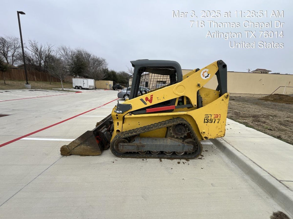 2018 Wacker Neuson ST31 ST31 8k Tracked Skid Loader, Canopy, 2 speed, Bucket Leveling , Selectable EH Controls, Variable speed fan, Cyclonic precleaner, 75" Bucket LP w/ smooth bolt on edge