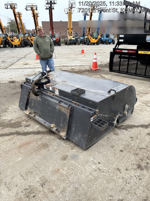 2019 PALADIN Sweepster SB72