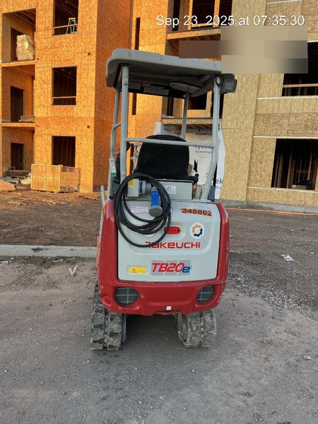 2023 TAKEUCHI TB20e
