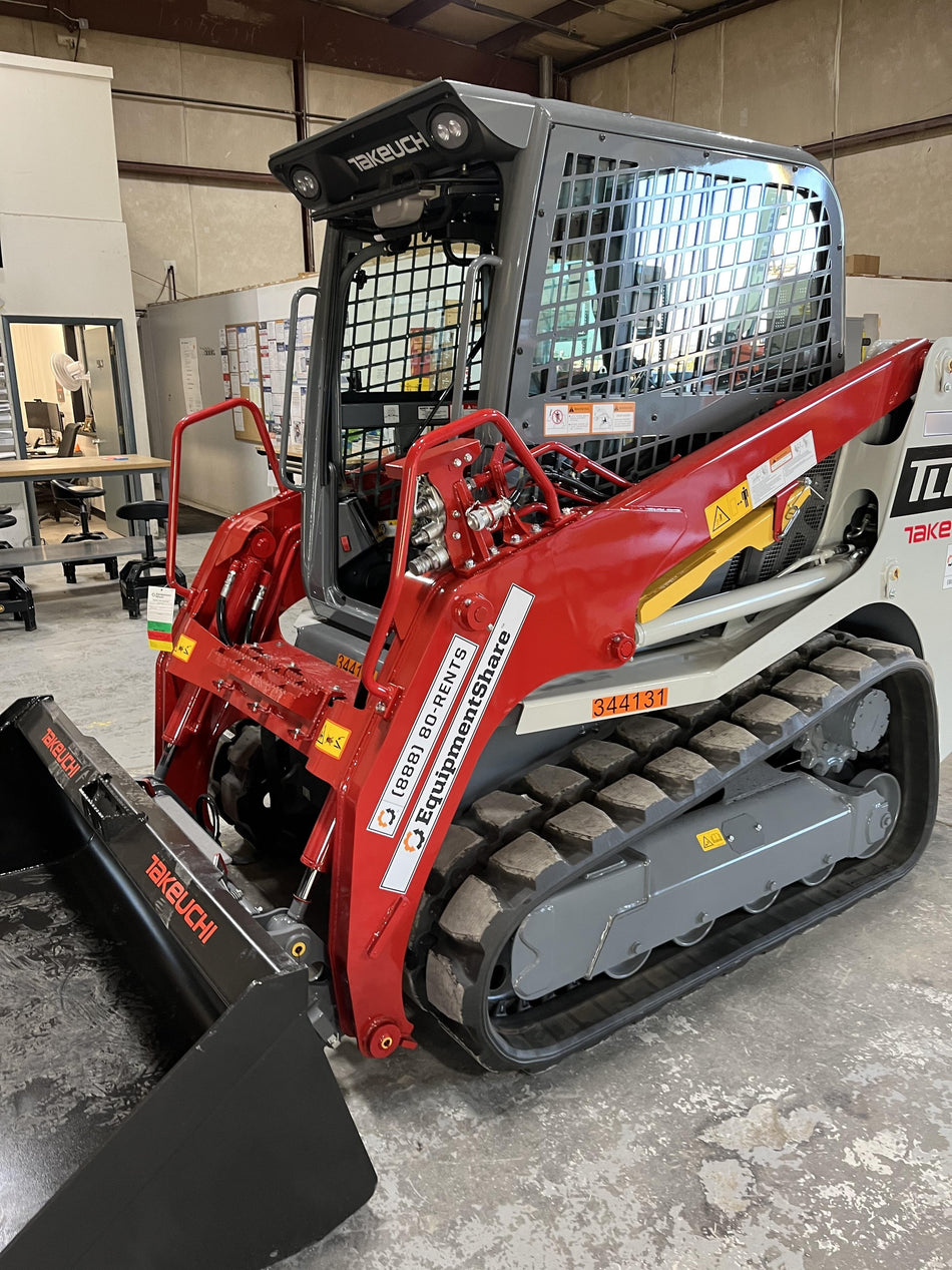 2023 TAKEUCHI TL8R2-CR