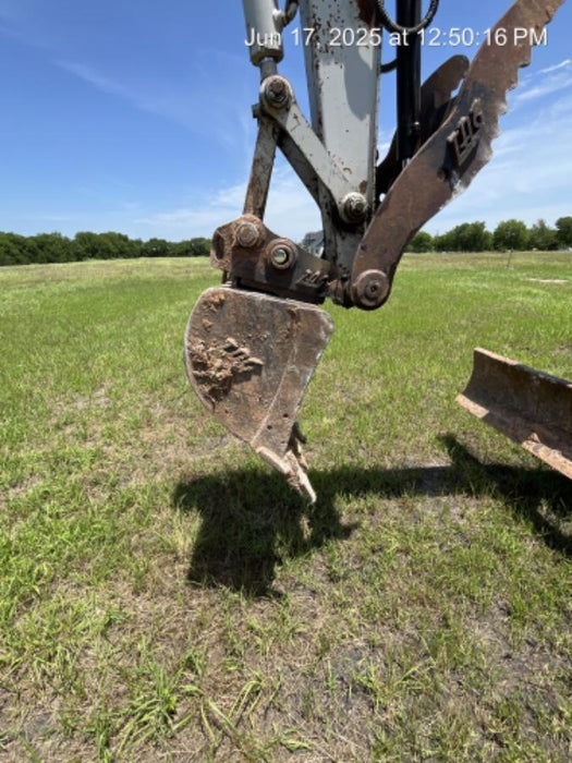 2019 Takeuchi TB260 Takeuchi TB260 Canopy w/Rubber Tracks, Auxiliary Hydraulics, Standard Blade, Manual QC