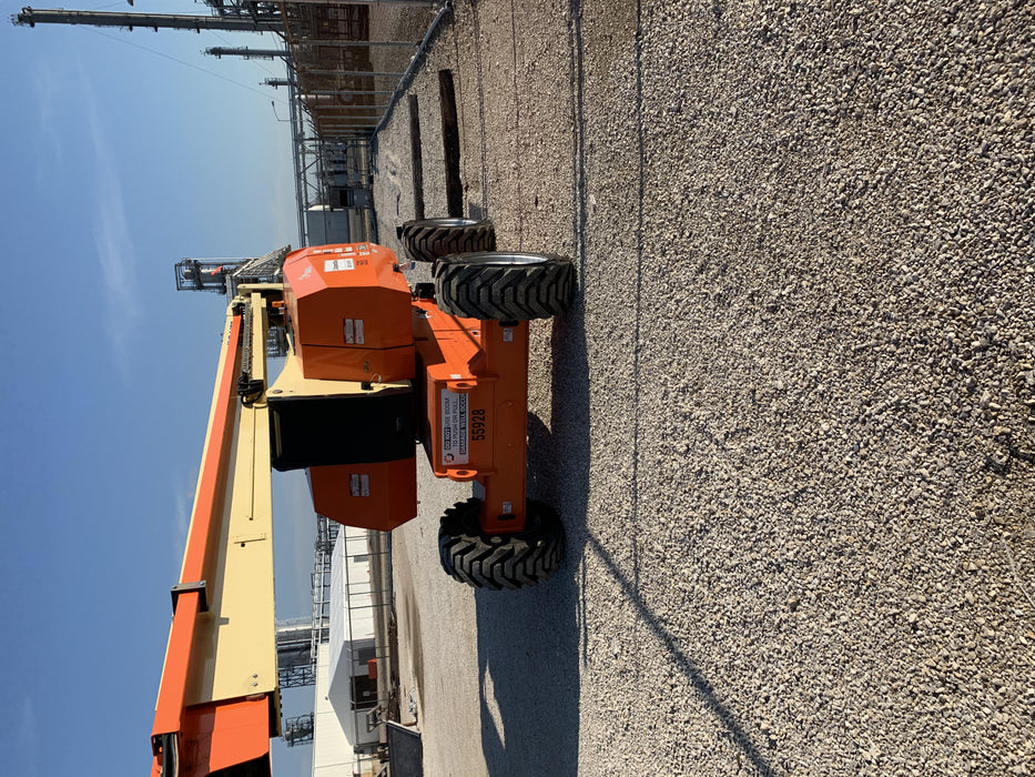 2020 JLG 800AJ