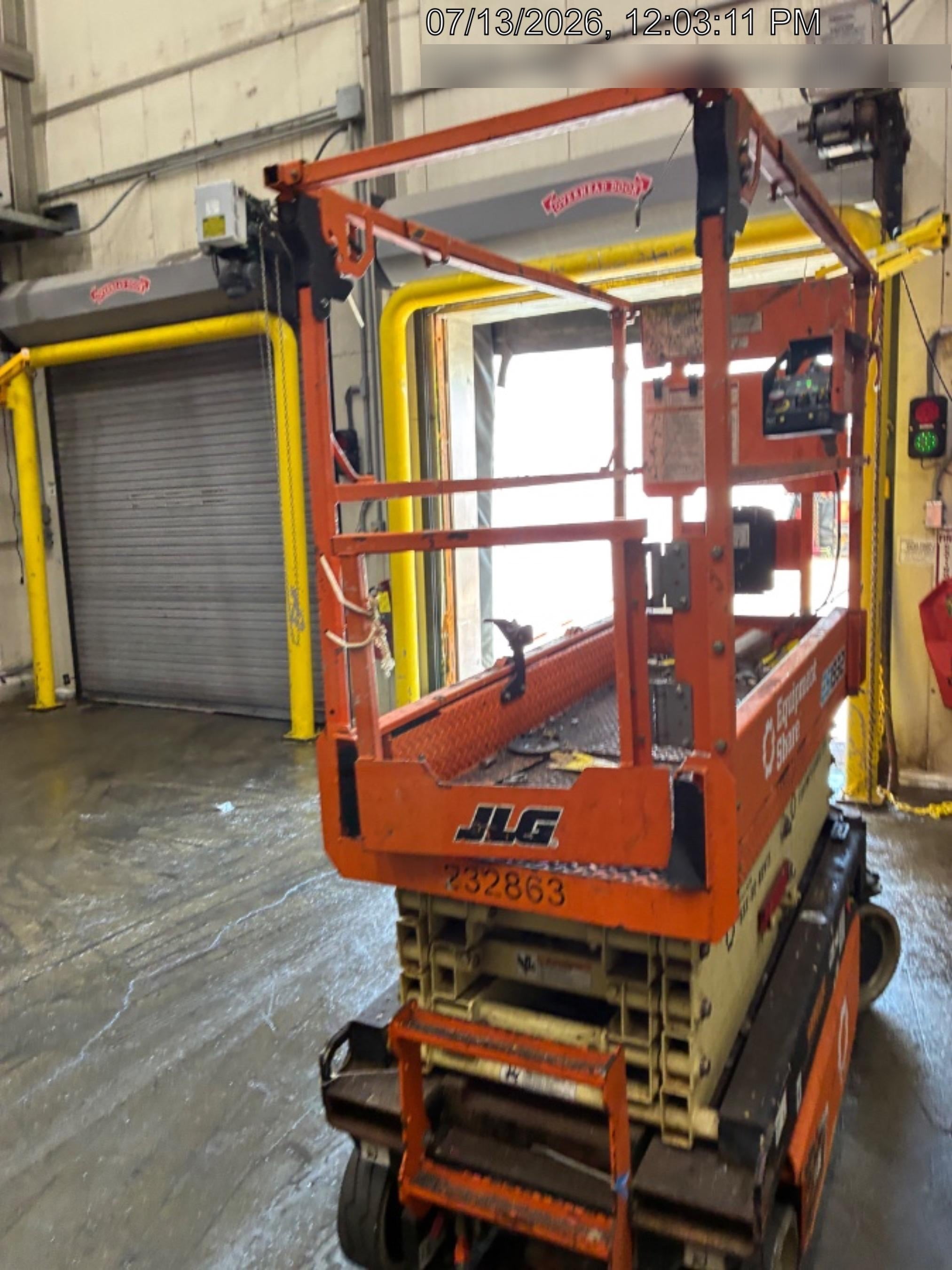 2022 JLG ES1932