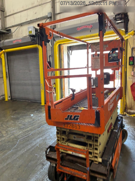 2022 JLG ES1932