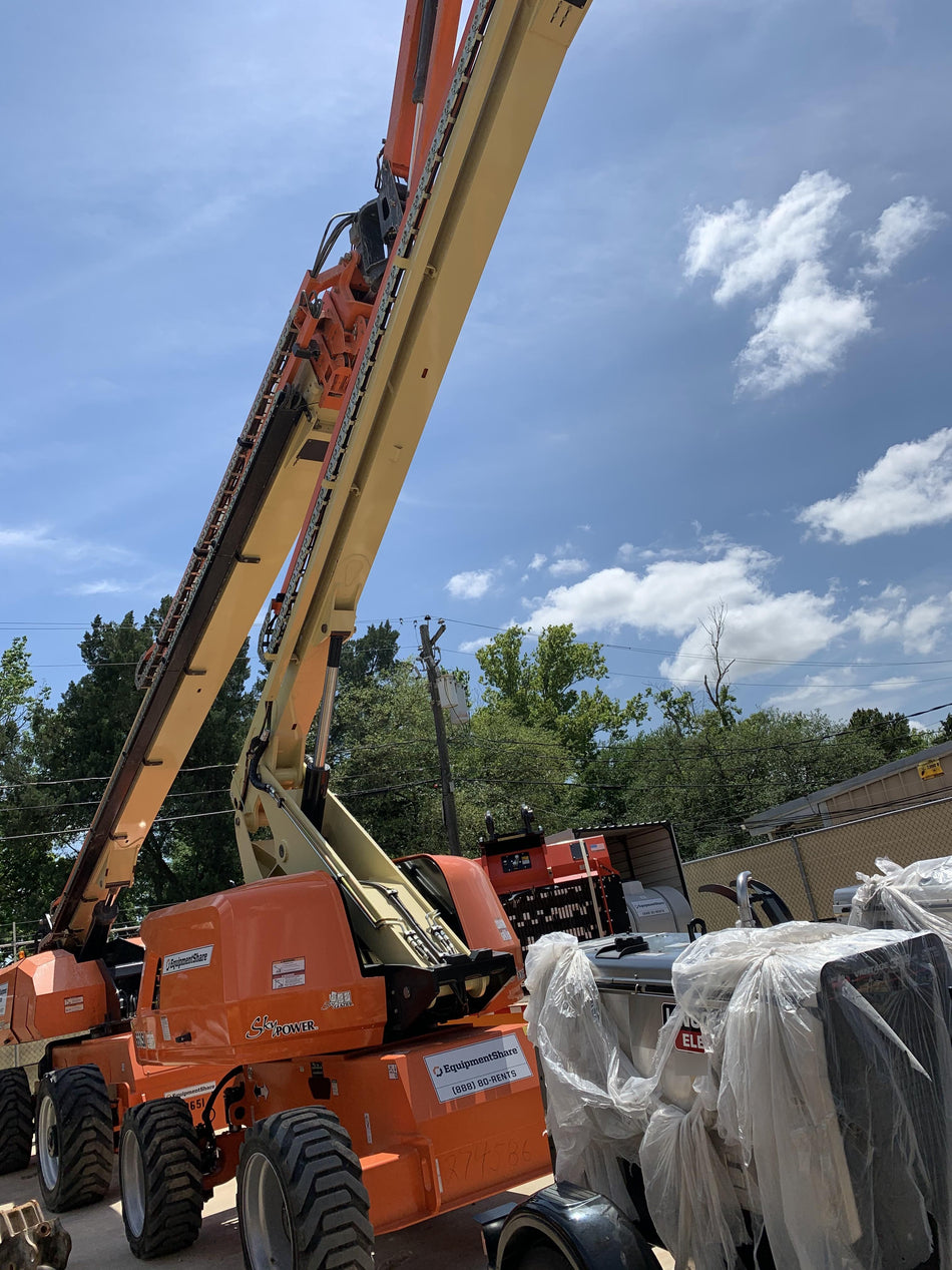 2021 JLG 660SJ